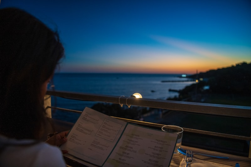 Reiseerinnerungen festhalten am Zielort